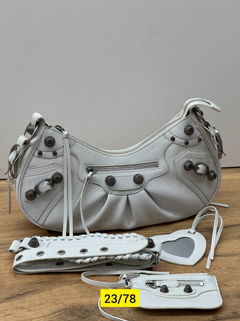 сумка balenciaga xs le cagole shoulder черный,balenciaga сумка женская,сумка баленсиага,balenciaga сумка на плечо le cagole xs,balenciaga сумка