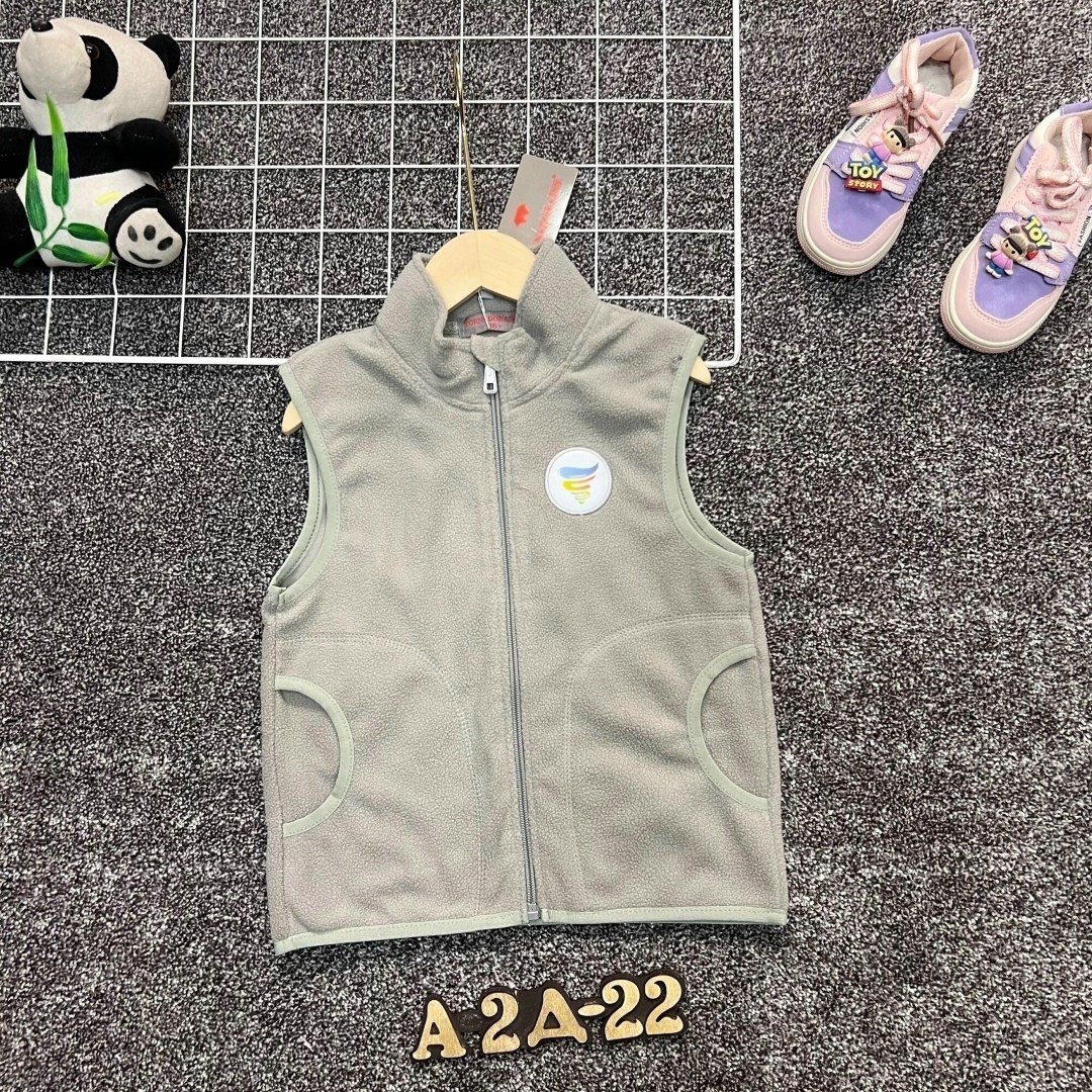 жилет детский,жилет для малыша,жилетка детская,жилеты детские,жилет флисовый детский