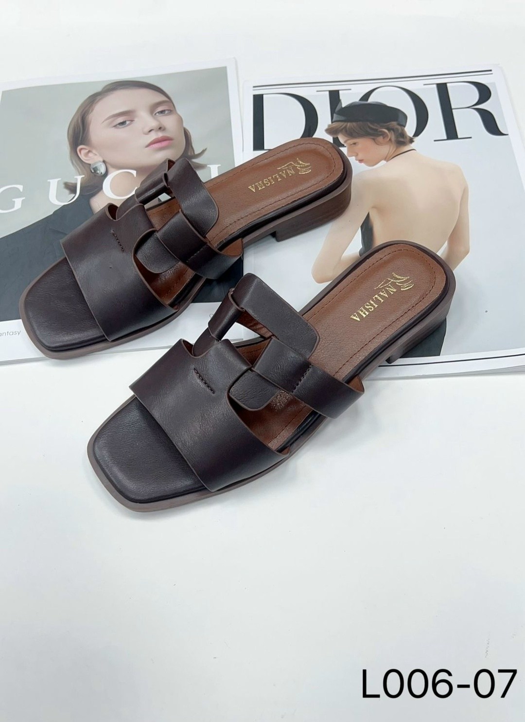 шлепанцы женские,,шлепки женские,модные шлепанцы,босоножки на платформе