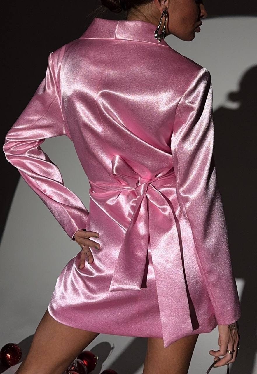 платья атласные,атласное мини платье,розовый наряд,платья,платье шикарное