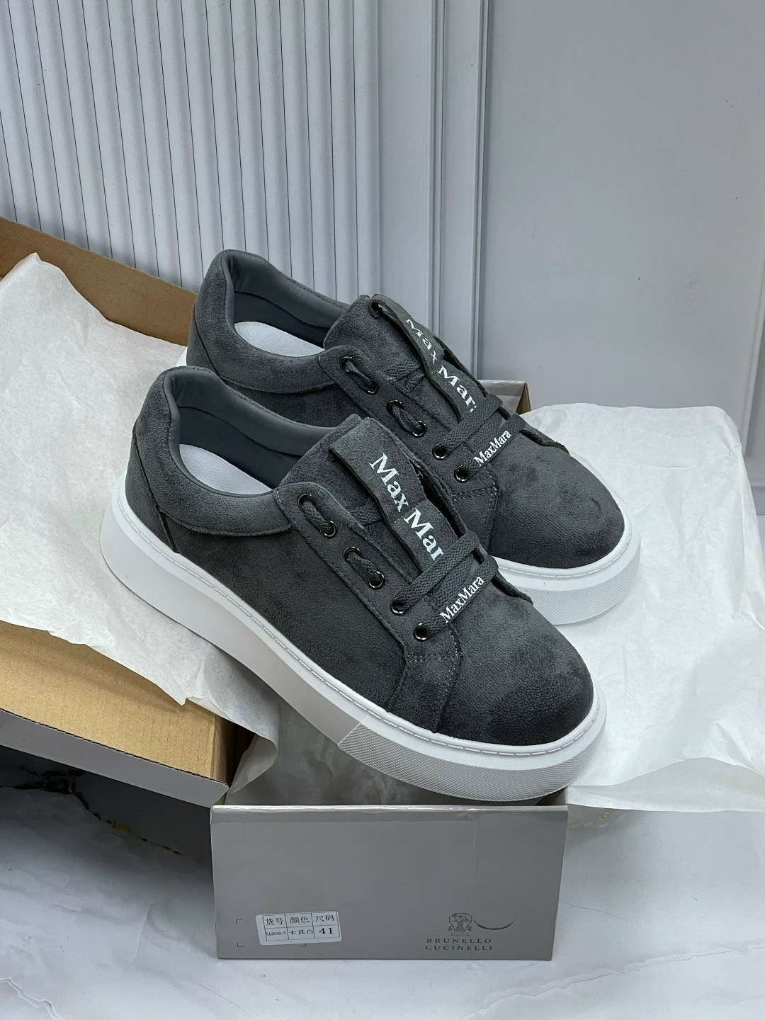 ,серые замшевые кеды,замшевые кеды,женские кроссовки,кеды женски