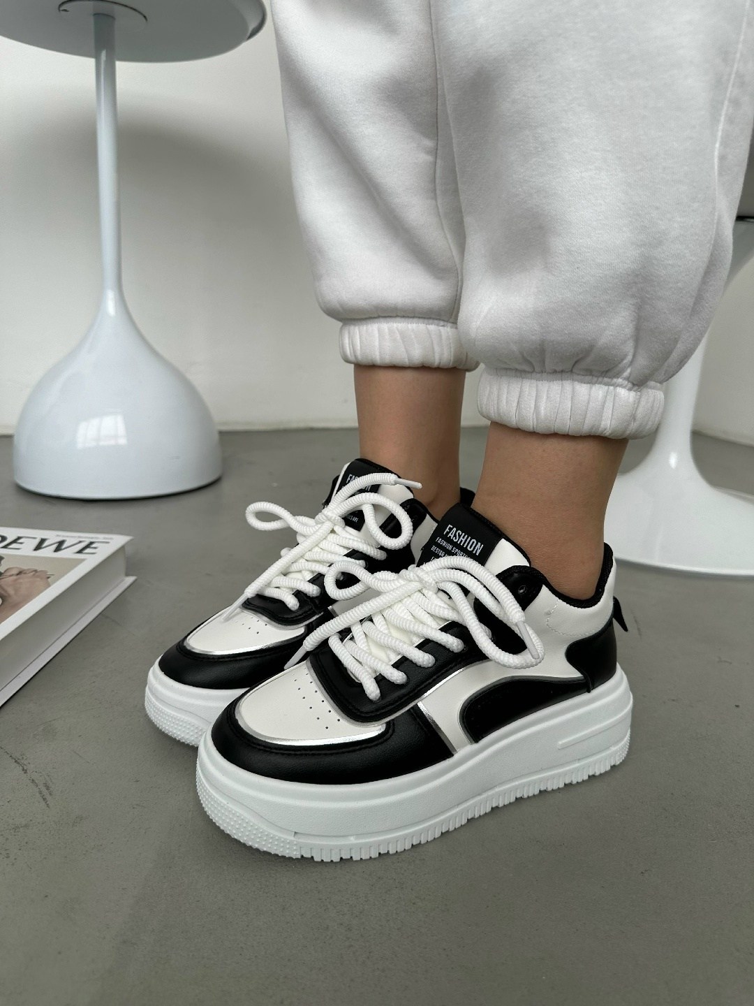 ,женские кроссовки,женская ,модные кроссовки,кроссовки на платформе женские