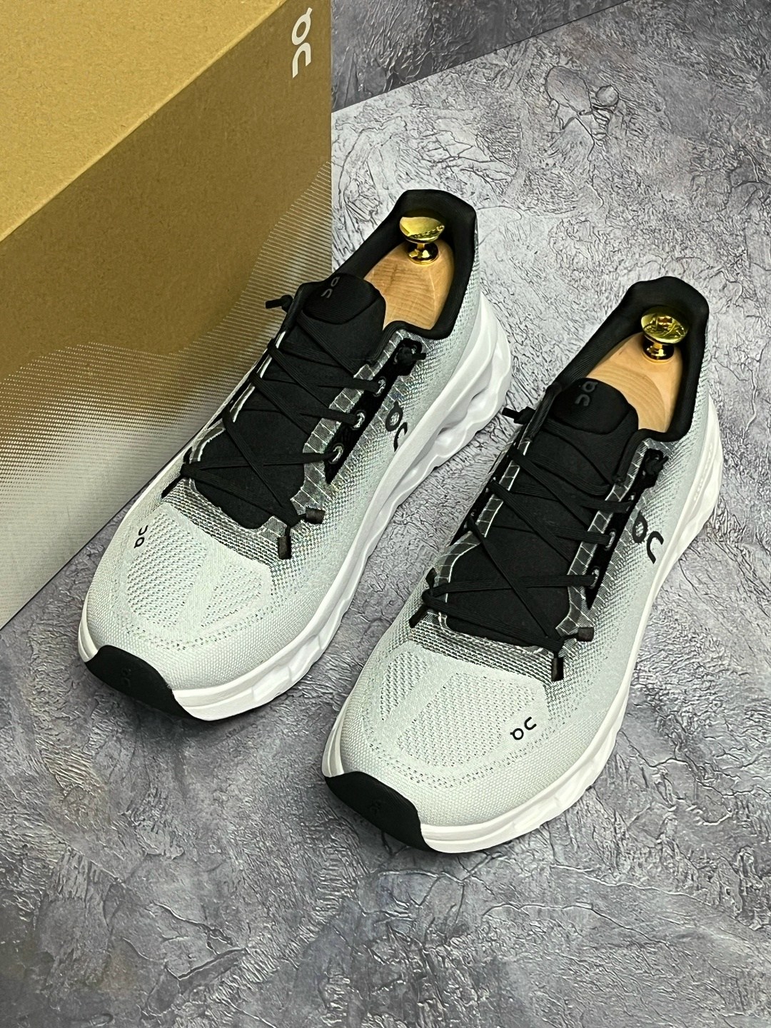 ,кроссовки on cloudtilt черного цвета слоновой кости running, спортивная,кроссовки,кроссовки повседневные