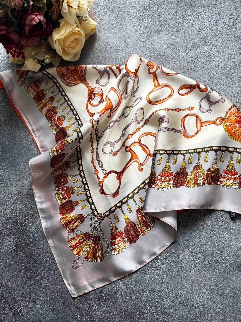 шелковый платок,шелковый шарф,женский шелковый шарф,брендовый платок,шелковый платок женский