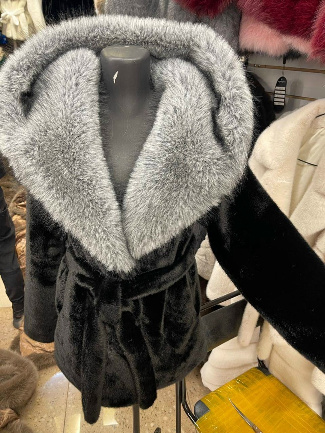 мутоновые шубы,шуба из мутона,женская шуба,норковая шуба,шубка