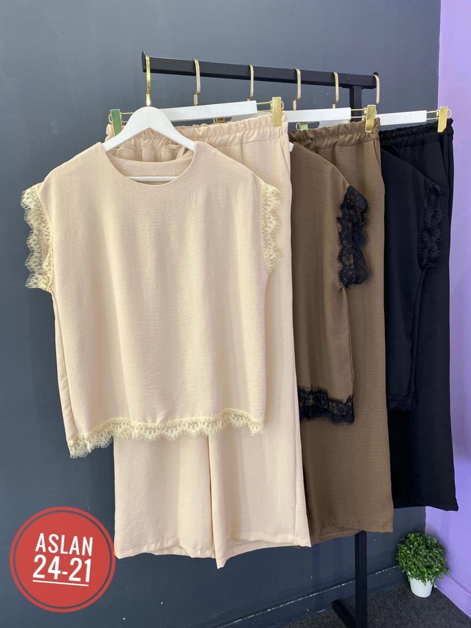 костюм двойка женская,женские костюмы,костюм повседневный,женский костюм двойка ткань сингапур жатка,костюм брючный повседневный