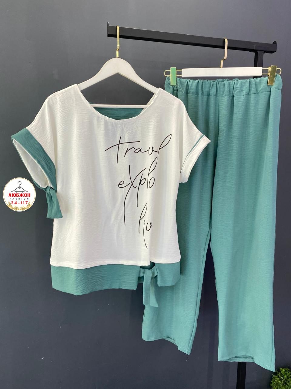 летние костюмы женские,костюм vittoria queen 24783 двойка бирюзовый,летний брючный костюм женский 2025,летний брючный костюм,брючный комплект