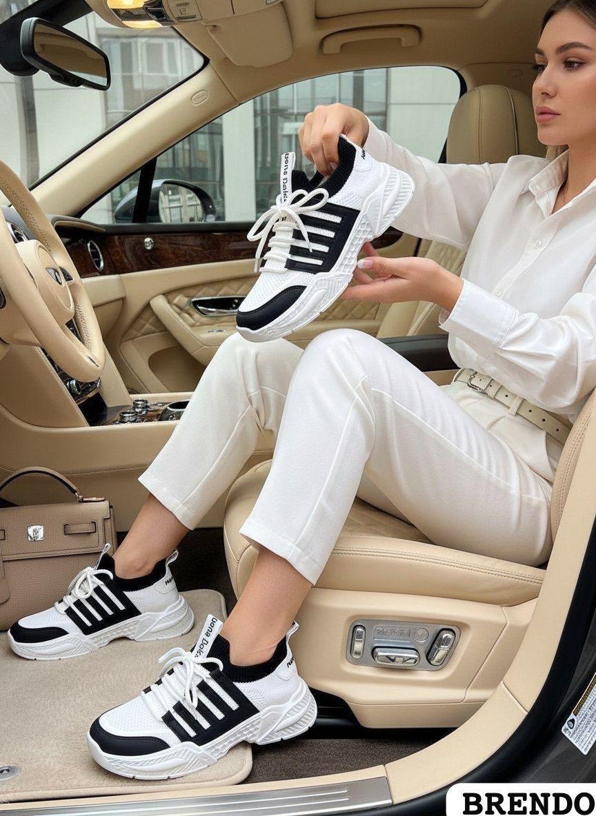 кроссовки,кроссовки женскиe,модные кроссовки,,спортивная