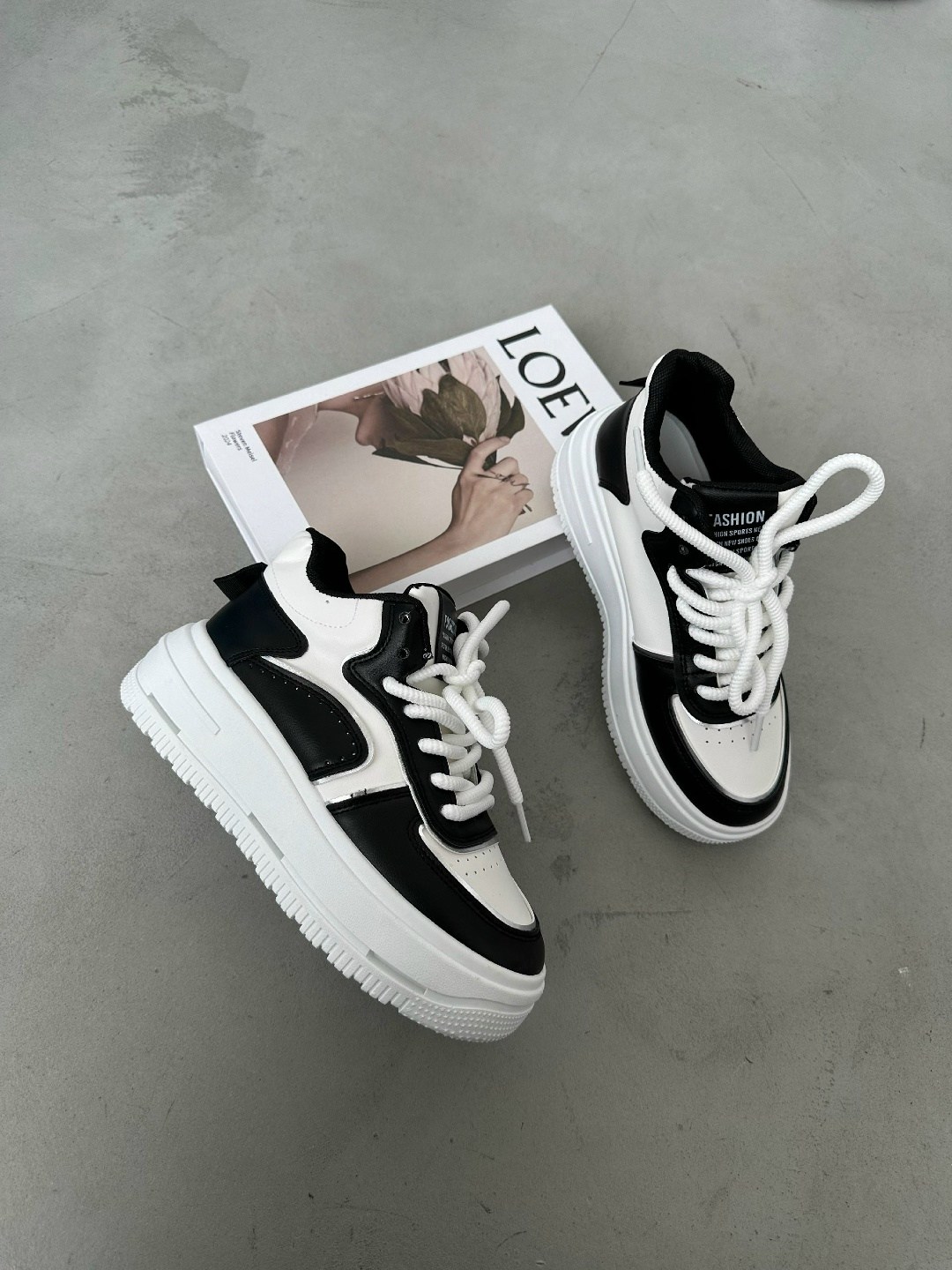 ,женские кроссовки,женская ,модные кроссовки,кроссовки на платформе женские