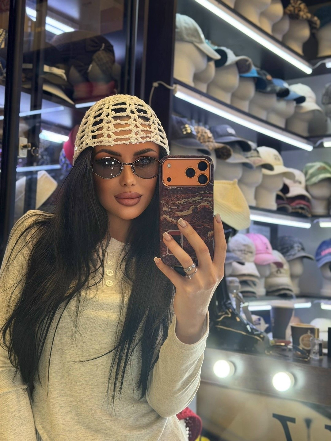 модные головные уборы,модная шапка,шапка женская,шапка для женщин