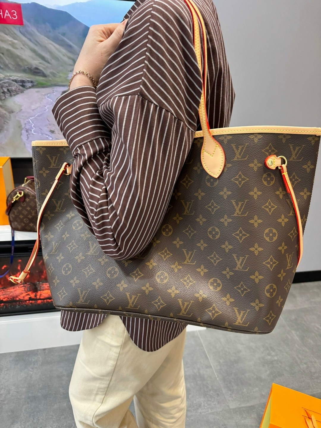 сумка шоппер лувис витон,сумка шоппер луи виттон,луи виттон сумка женская,сумка louis vuitton,сумка женская neverfull louis vuitton pl-13836