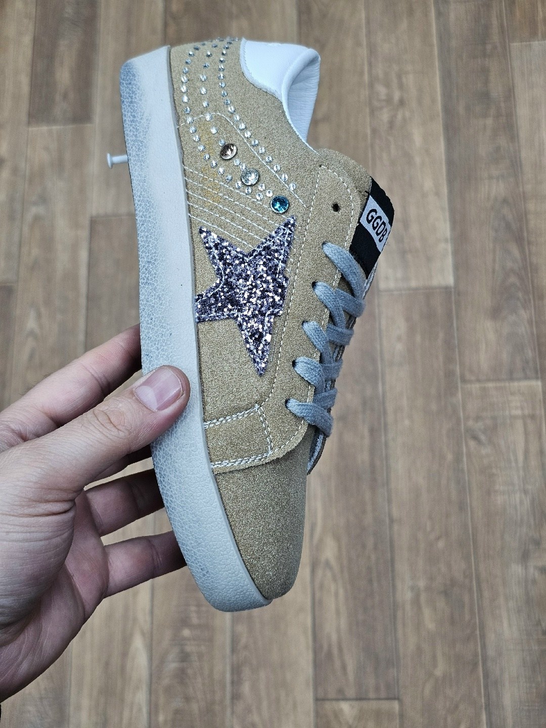 golden goose кеды super-star с блестками серебристый,,голден гус кеды блестящие,голден гус кеды,блестящие кроссовки