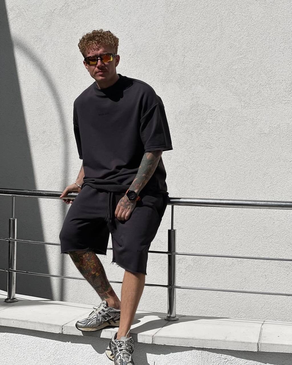 спортивный мужской костюм летний с шортами,cпортивный костюм оверсайз с шортами,летний костюм мужской оверсайз,летний костюм оверсайз,мужской спортивный костюм с шортами