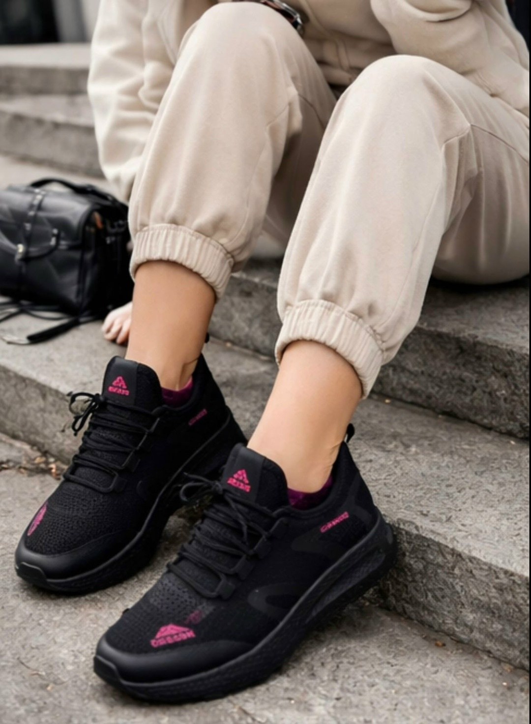 кроссовки,женские кроссовки,черные кроссовки,спортивные кроссовки,кроссовки женские cпортивные