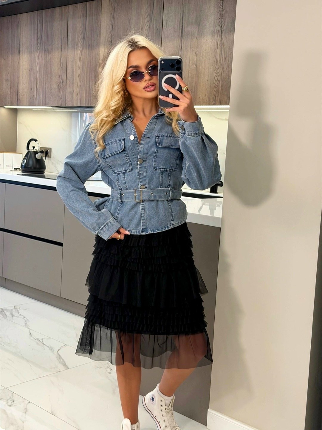 джинсовая куртка,женская джинсовая куртка,куртка джинсовка,легкая джинсовая куртка женская,куртка джинсовая джинсовка