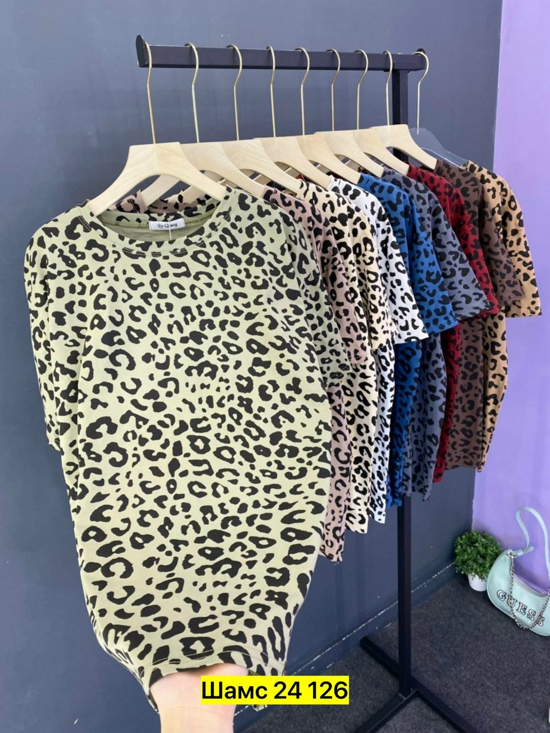 футболки женская,женские футболки с принтом,женская кофта,женской одежды,леопардовая футболка