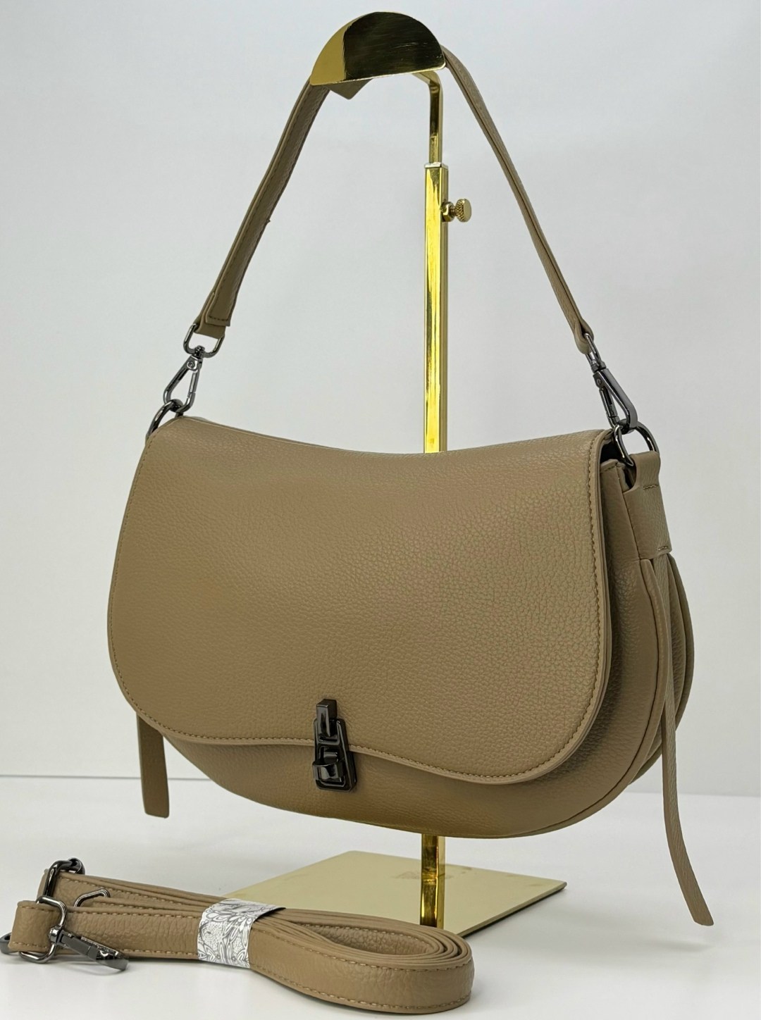 сумка,женская сумка,черная женская сумка,черная сумка,coccinelle сумка