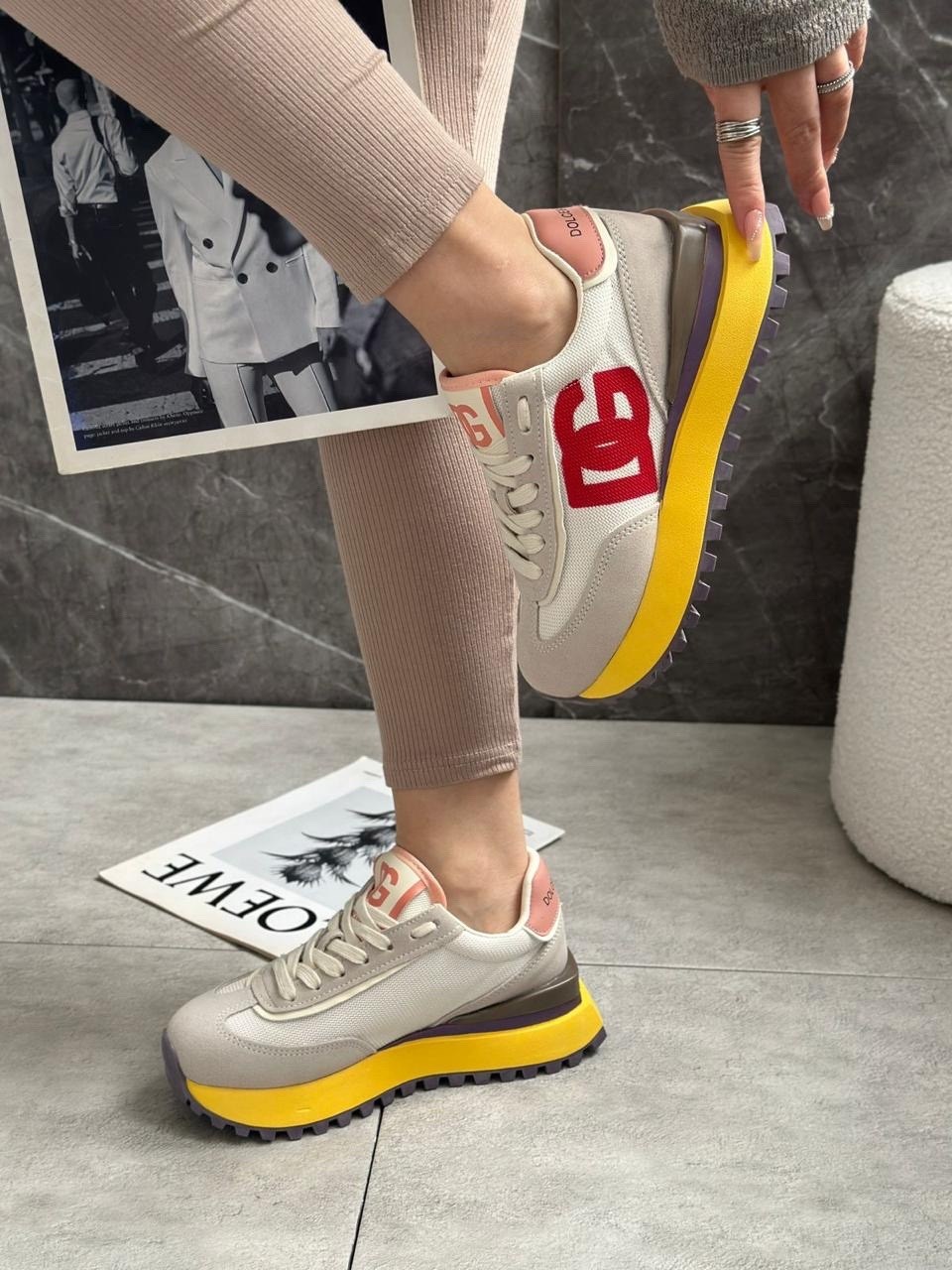 кроссовки женскиe,,кроссовки для женщин,кроссовки модные,кроссовка