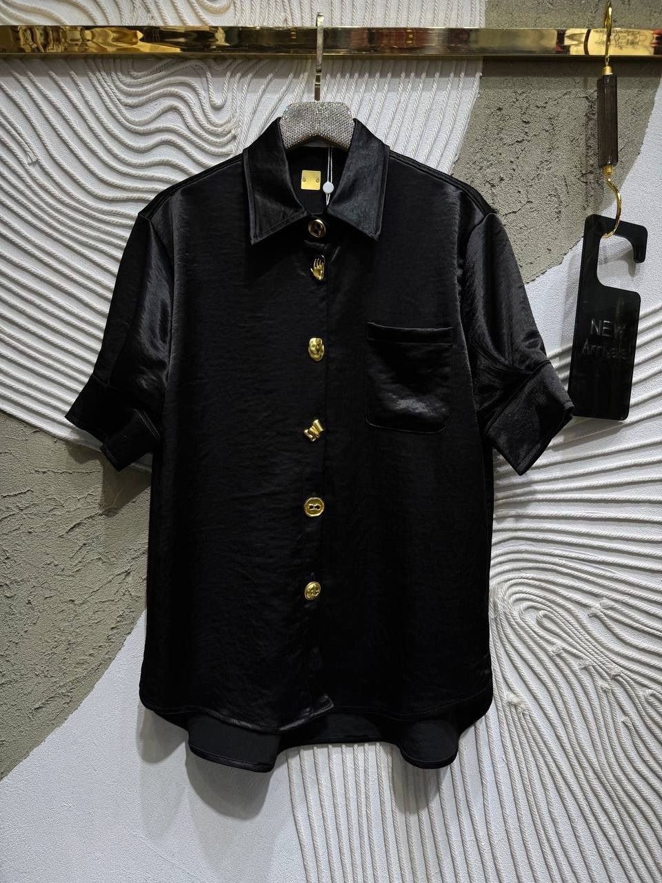 шелковый костюм в пижамном стиле женский брючный,шелковый костюм женский брючный с рубашкой пижамный viki,костюм в пижамном стиле шелковый черный,шелковый брючный костюм вечерний,пижама женская шелков