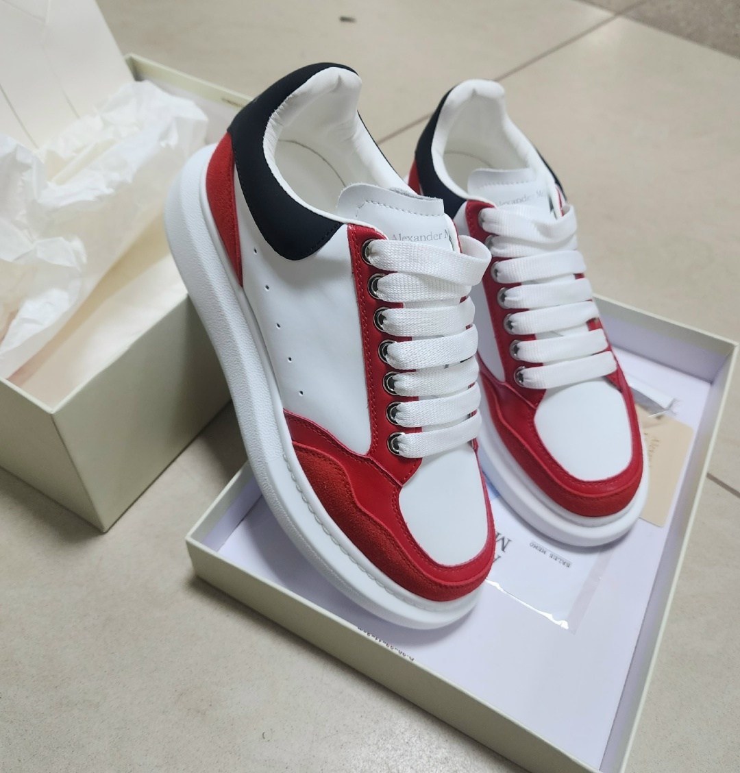 кроссовки alexander mcqueen,кеды alexander mcqueen,alexander mcqueen,кроссовки женские alexander mcqueen,alexander mcqueen женские кроссовки красный цвет