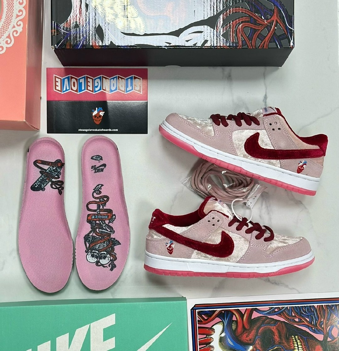 кроссовки nike sb dunk low,nike sb dunk low strangelove,nike dunk low sb,кроссовки nike sb dunk low x strangelove,кроссовки
