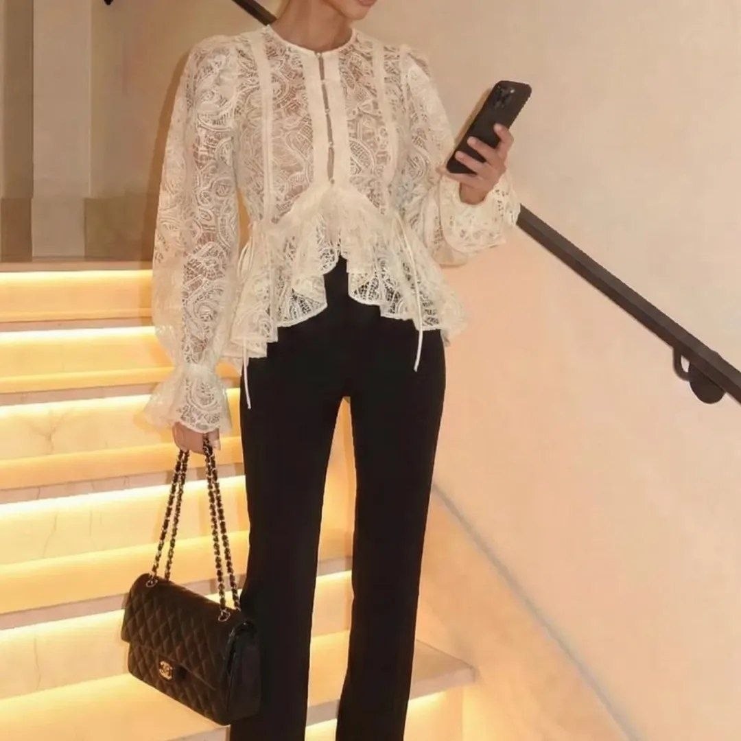 блузка с оборками,блузка с рюшами,нарядная блузка,блузка голубая,кружевная блузка