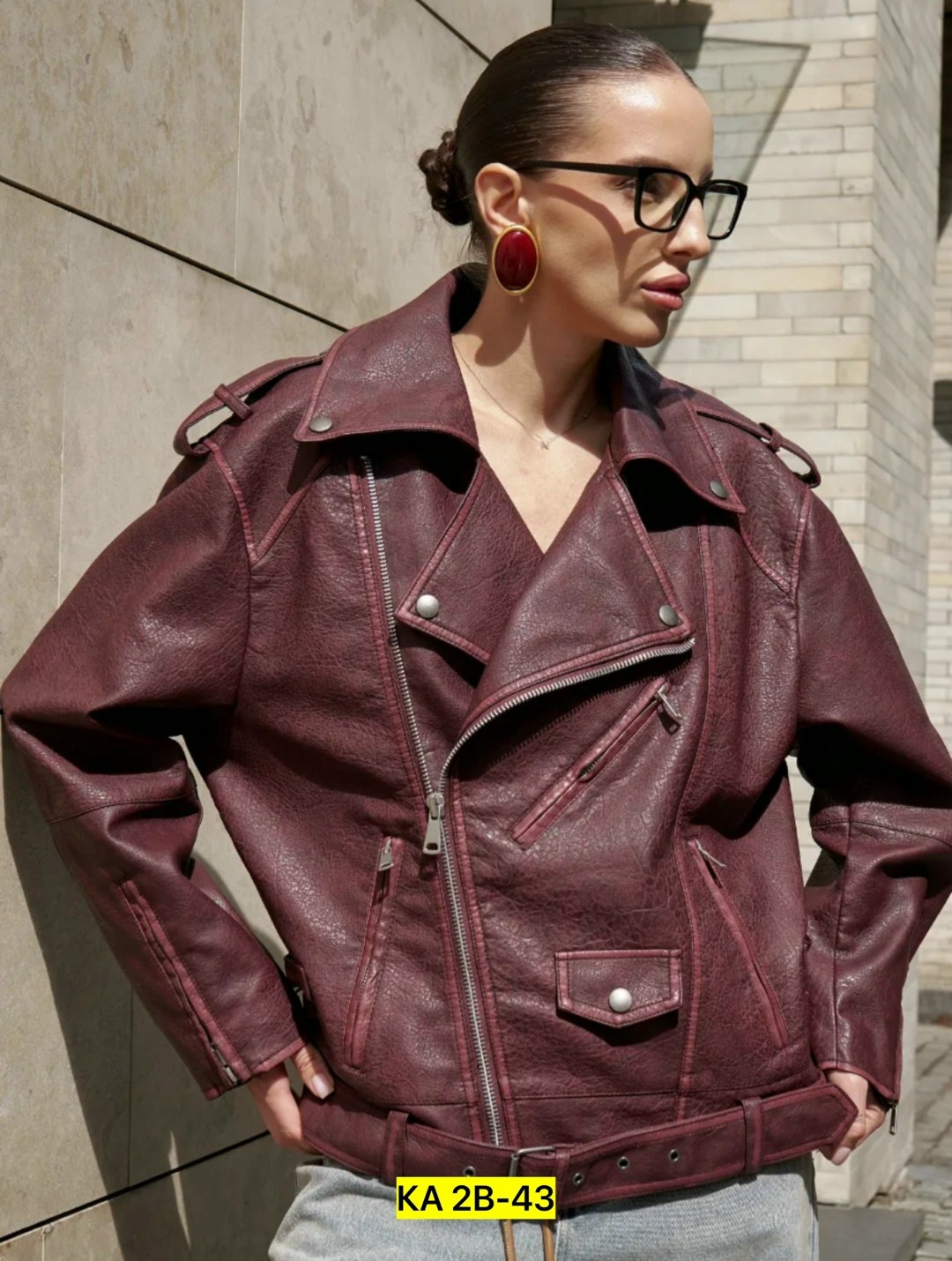куртка косуха кожаная весенняя оверсайз nataly rik,куртка косуха кожаная осенняя оверсайз nataly rik,куртка косуха женская из натуральной кожи бордовая maslov,бордовая кожаная куртка женская,бордовая