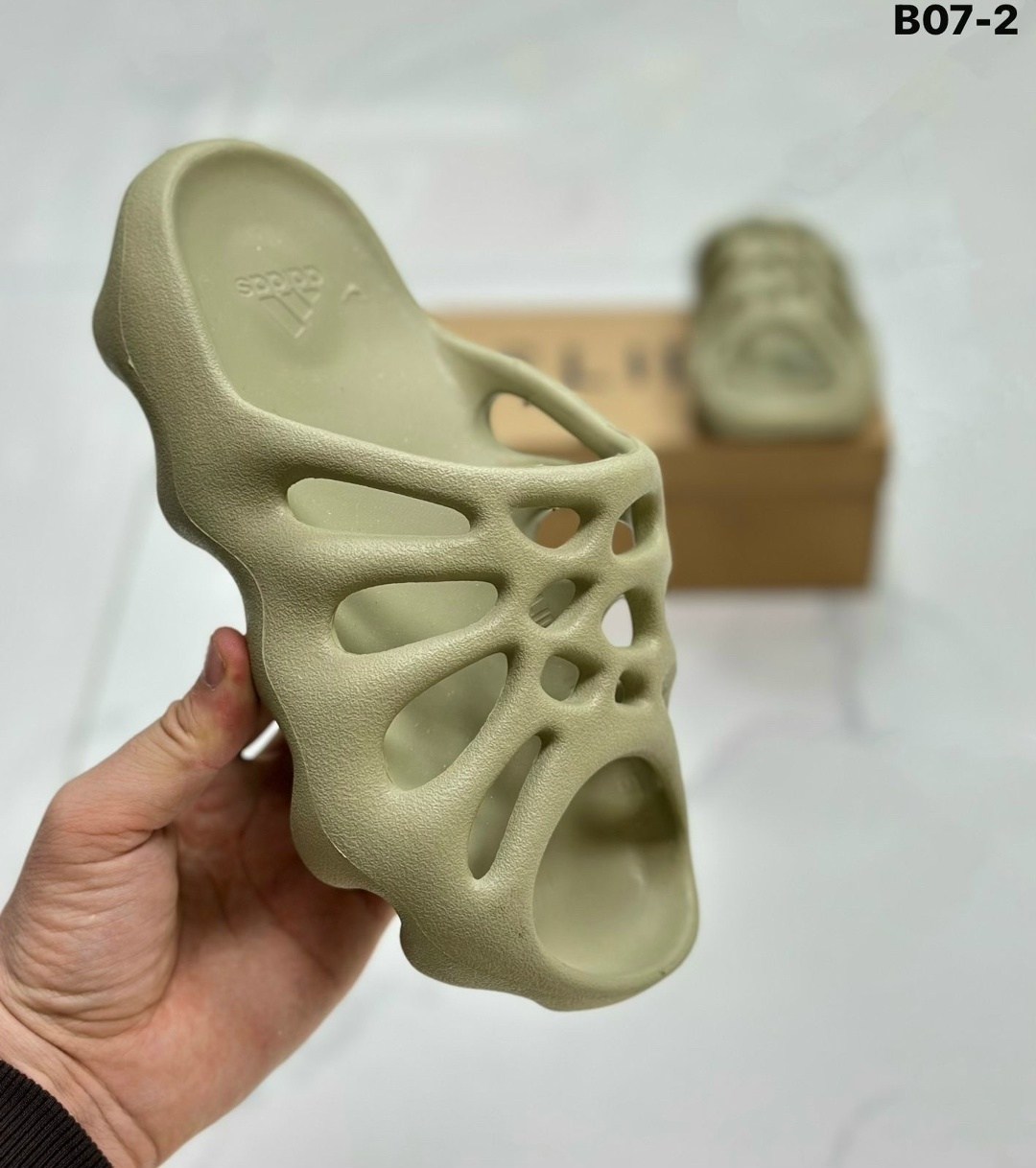 adidas yeezy foam runner stone sage,adidas yeezy foam runner,adidas yeezy 450 slide,adidas yeezy foam,adidas yeezy foam runner mx