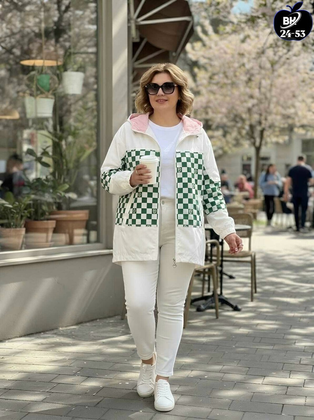 демисезонная куртка,легкая куртка,стильная куртка,ветровка демисезон,женская куртка