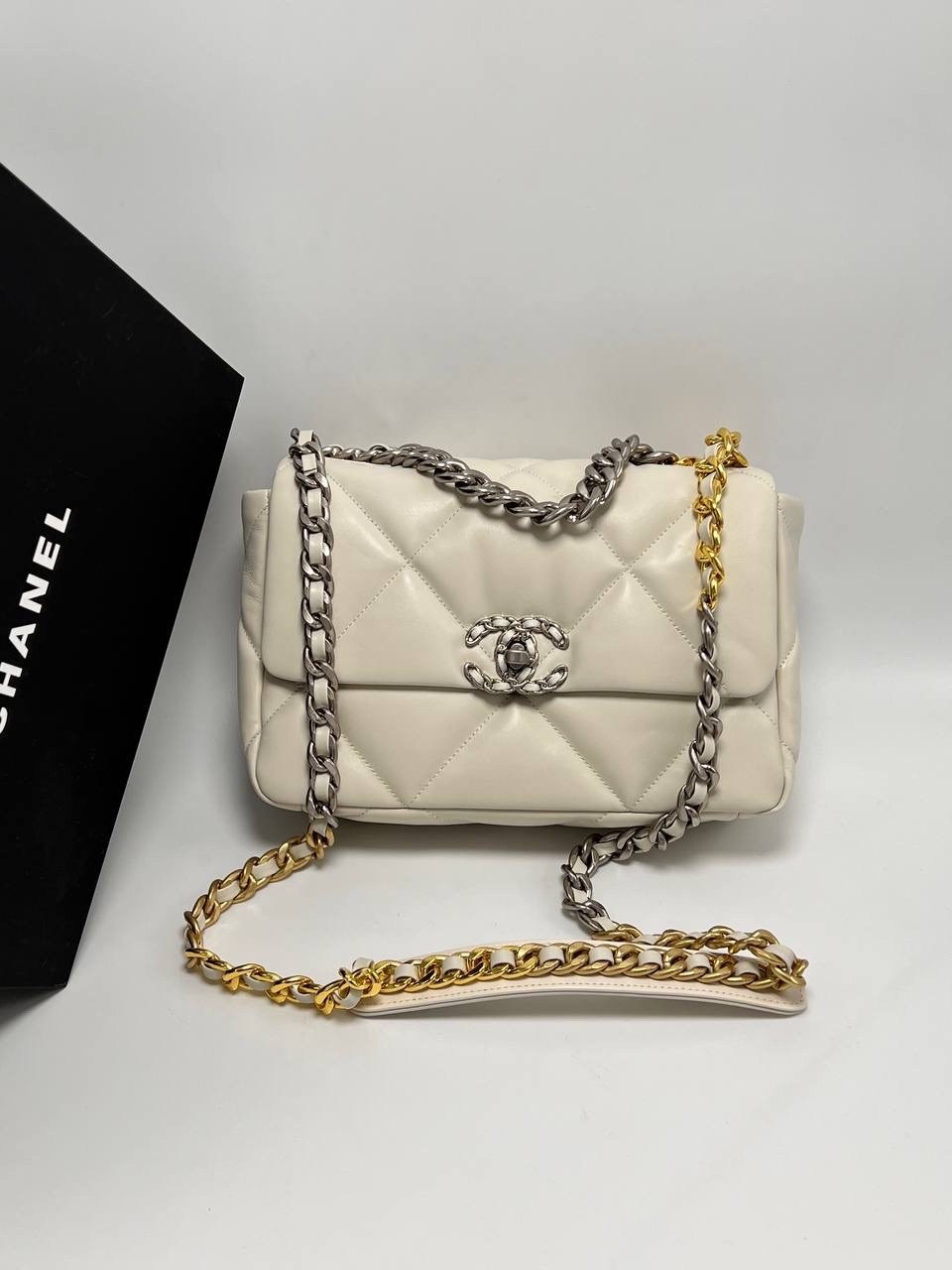 женская сумка chanel,chanel сумка,сумка шанель,сумка шанель белая,сумочка шанель