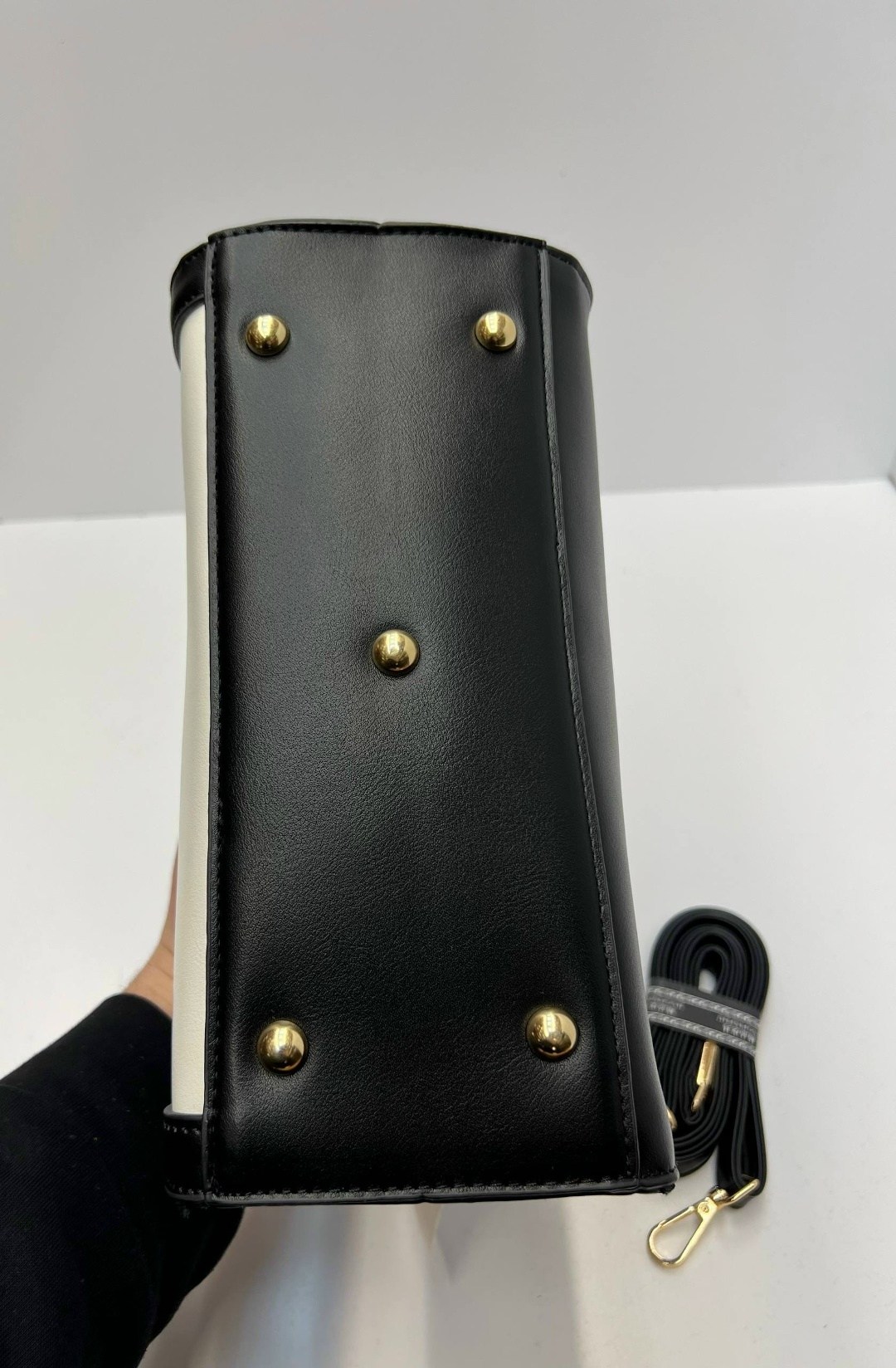 сумка,женская сумка,сумка ferragamo,бежевая сумка,сумка фенди оригинал