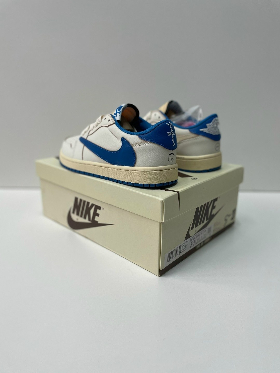 air jordan 1 low travis scott,кроссовки nike air jordan 1 low & travis scott,nike air jordan 1 low travis scott fragment,nike travis scott x air jordan 1 low,nike air jordan 1 low travis scott