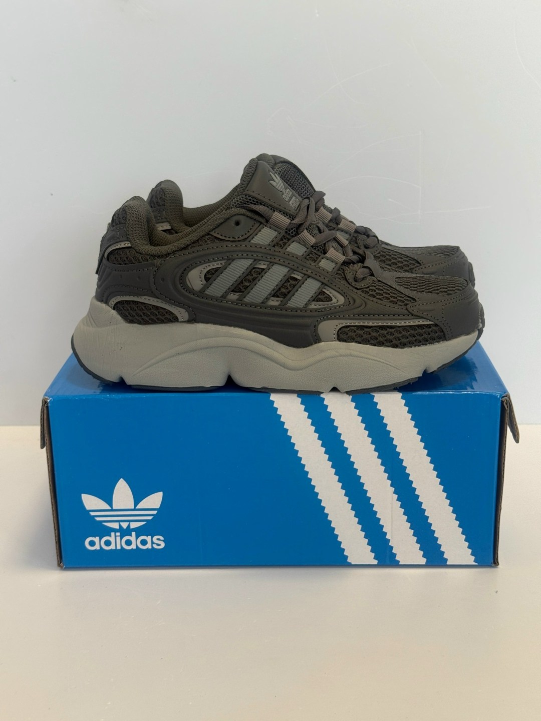 кроссовки adidas,мужские кроссовки adidas originals ozweego,мужские кроссовки adidas,adidas originals кроссовки,кроссовки adidas ozmillen