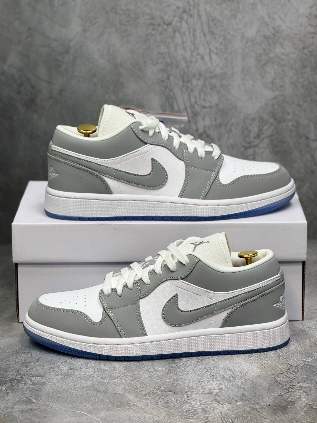 nike air jordan 1 low wolf grey,кроссовки nike air jordan 1 low wolf grey,nike air jordan 1 low,кроссовки nike air jordan 1 low,air jordan 1 low wolf grey dc0774-105