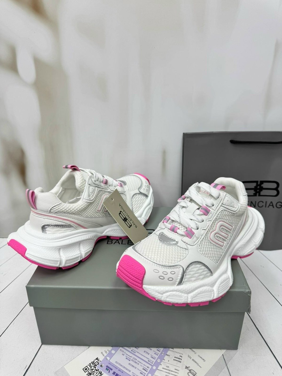 balenciaga кроссовки женские,кроссовки balenciaga,женские кроссовки, женская,кроссовки баленсиага женские