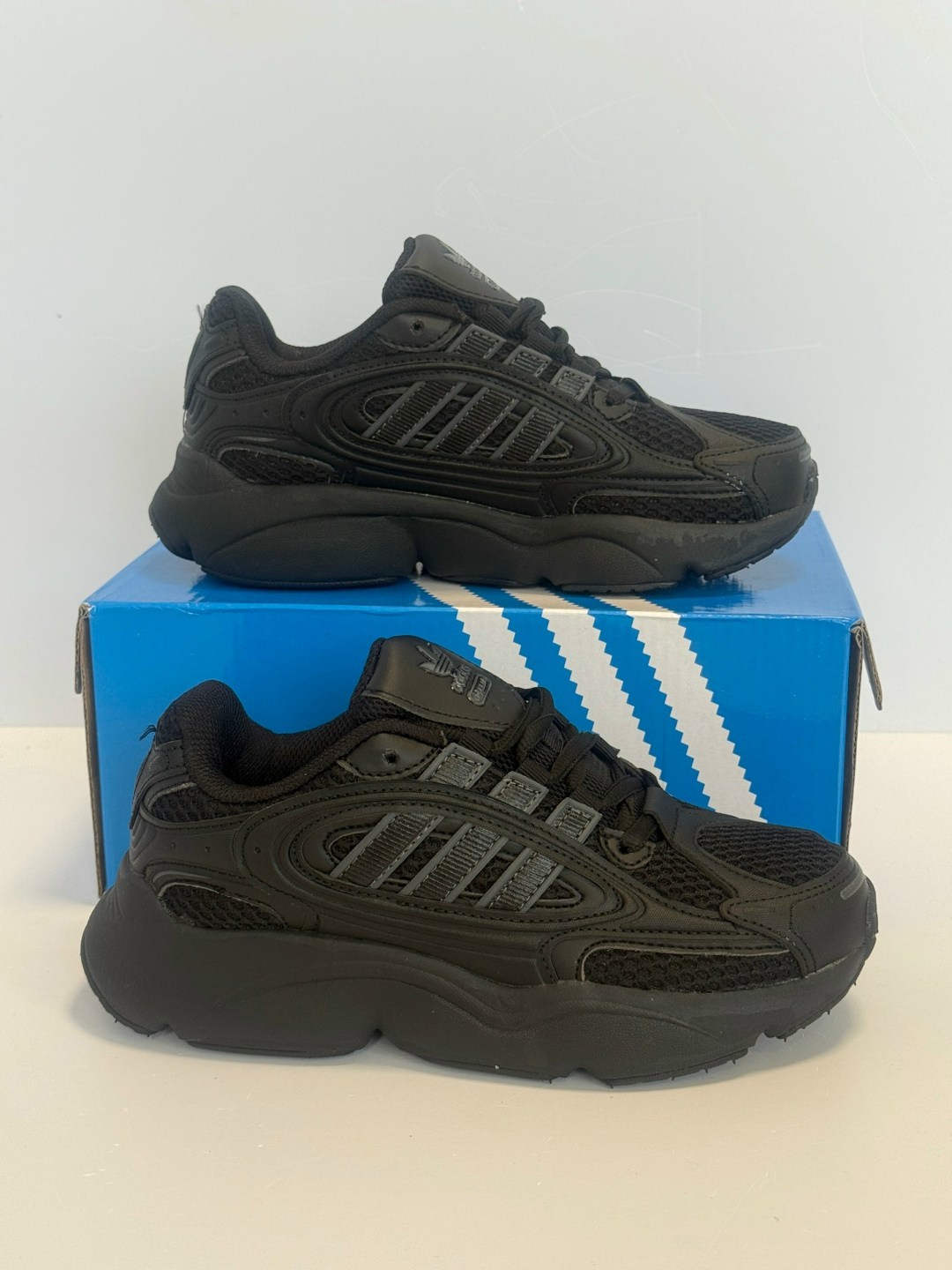 кроссовки adidas,кроссовки мужские adidas,кроссовки adidas originals,кроссовки adidas ozmillen,кроссовки