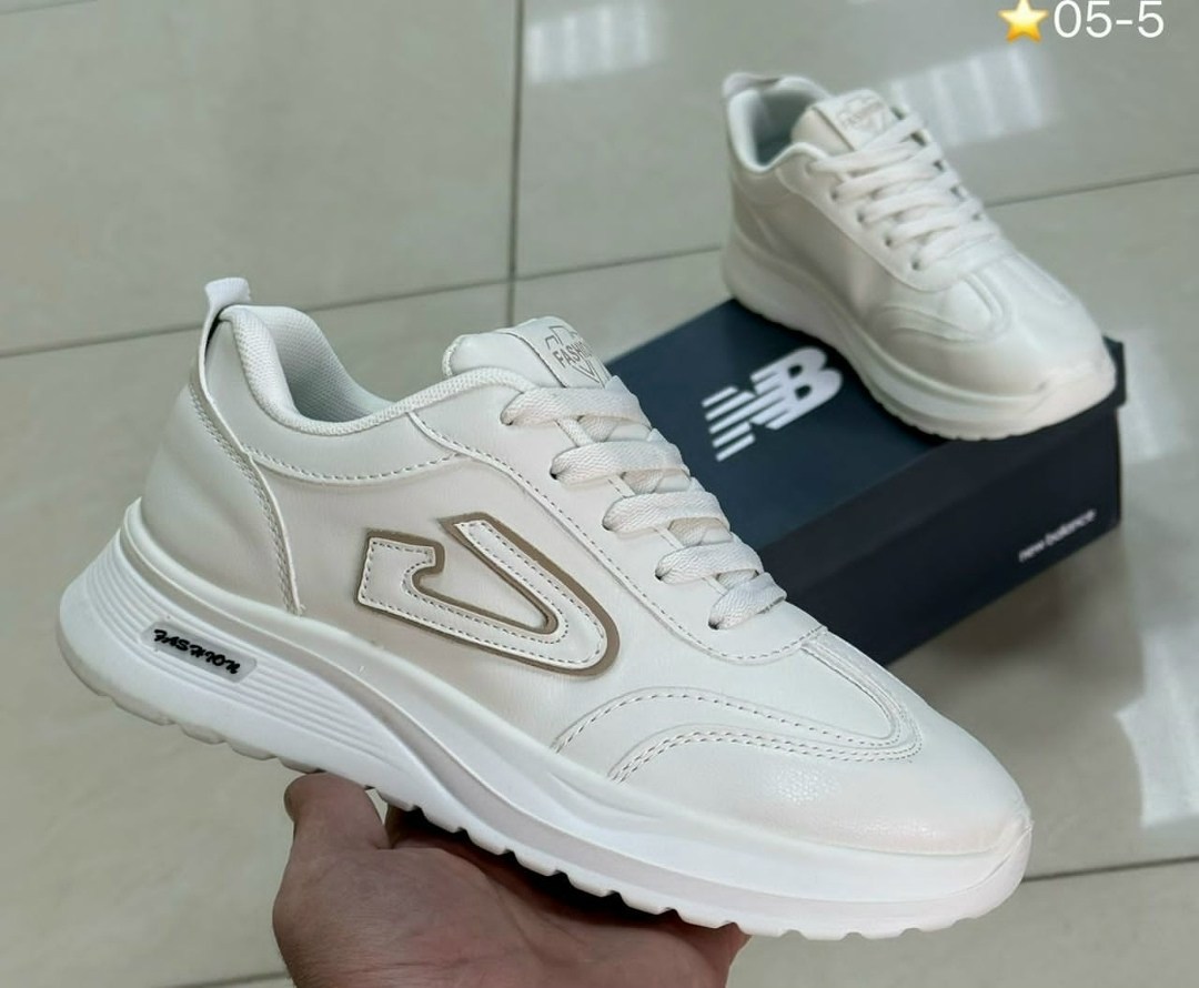 кроссовки женскиe,кроссовки,модные кроссовки,повседневные кроссовки,кроссовки для женщин