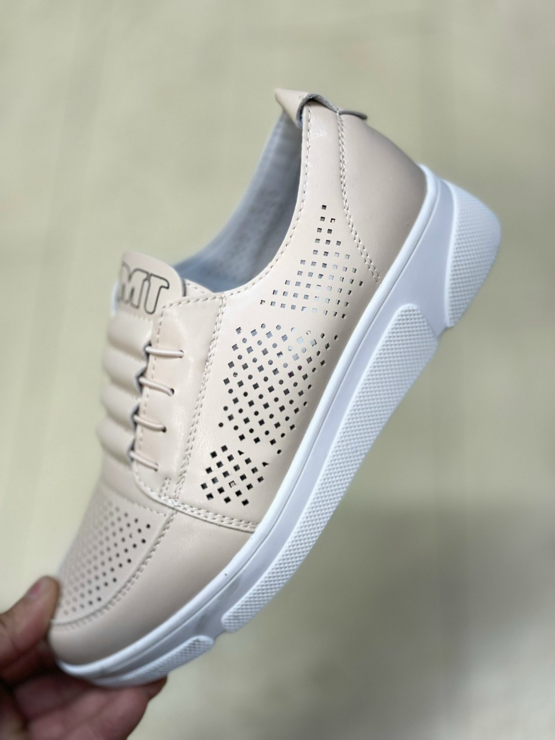 ,обуви,женские кроссовки, женская,спортивная