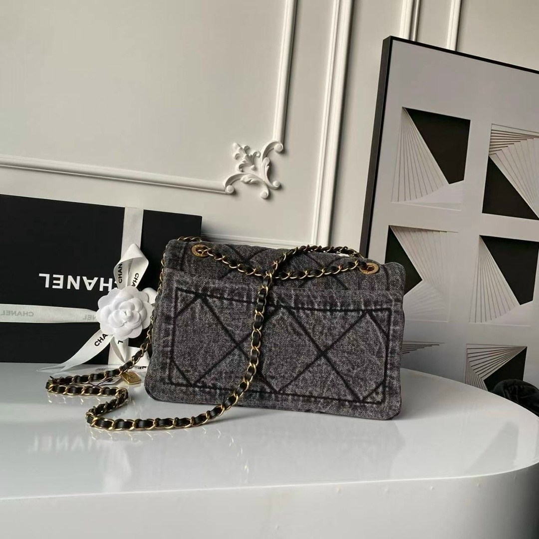 сумка chanel,женская сумка chanel,джинсовая сумка шанель,сумка шанель,chanel classic flap bag