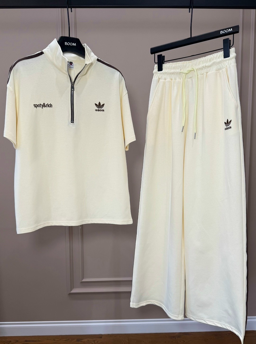 стильные костюмы,спортивные костюмы,костюм спортивный adidas original,спортивный костюм adidas,женские костюмы