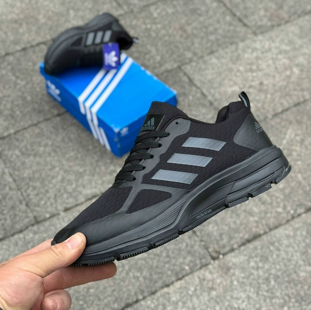мужские кроссовки adidas,adidas кроссовки,кроссовки adidas черные,дышащие кроссовки адидас,adidas кроссовки adidas