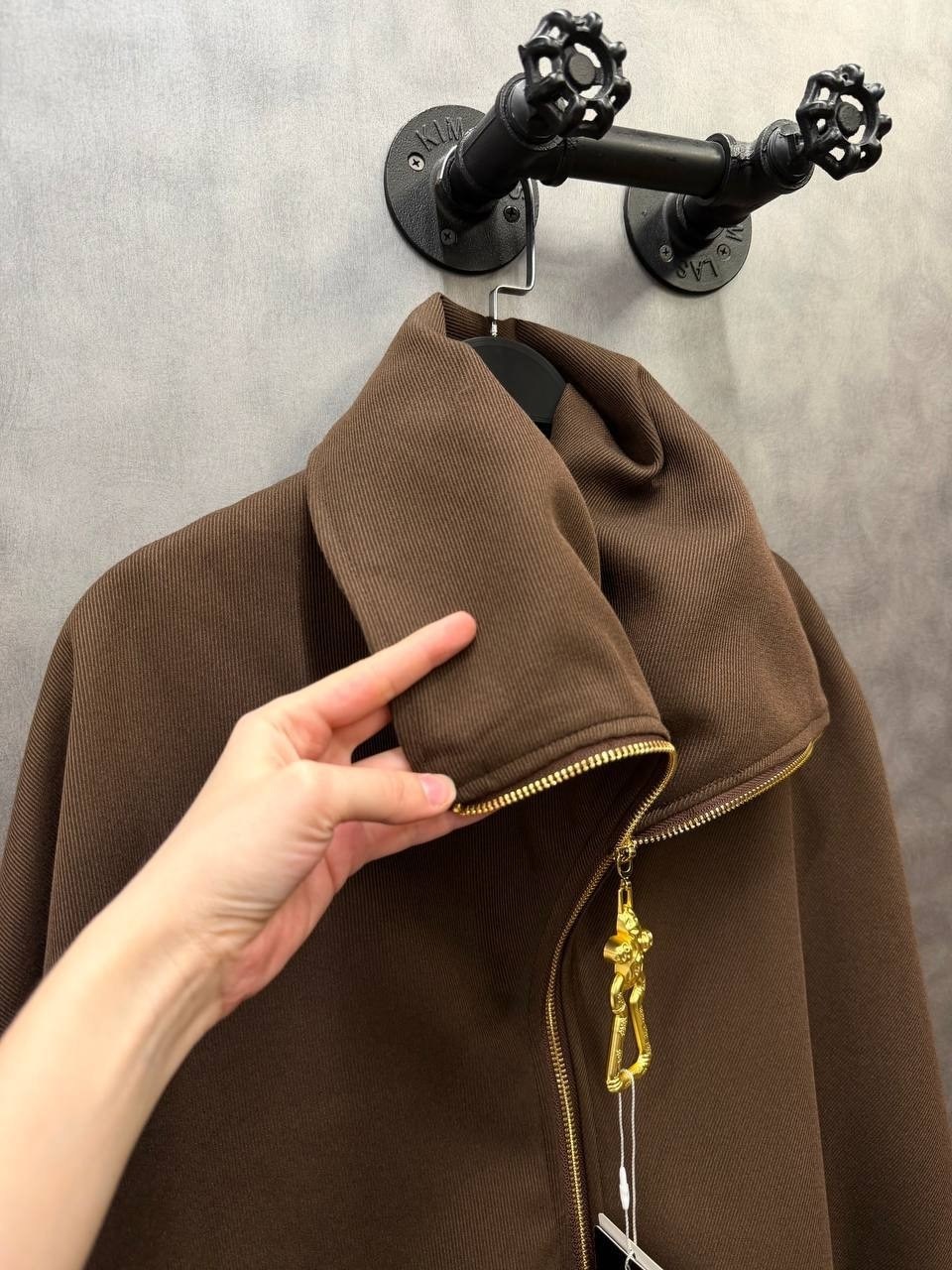 оверсайз толстовка,брендовые куртки,кофта женская,стильная куртка,куртка женская