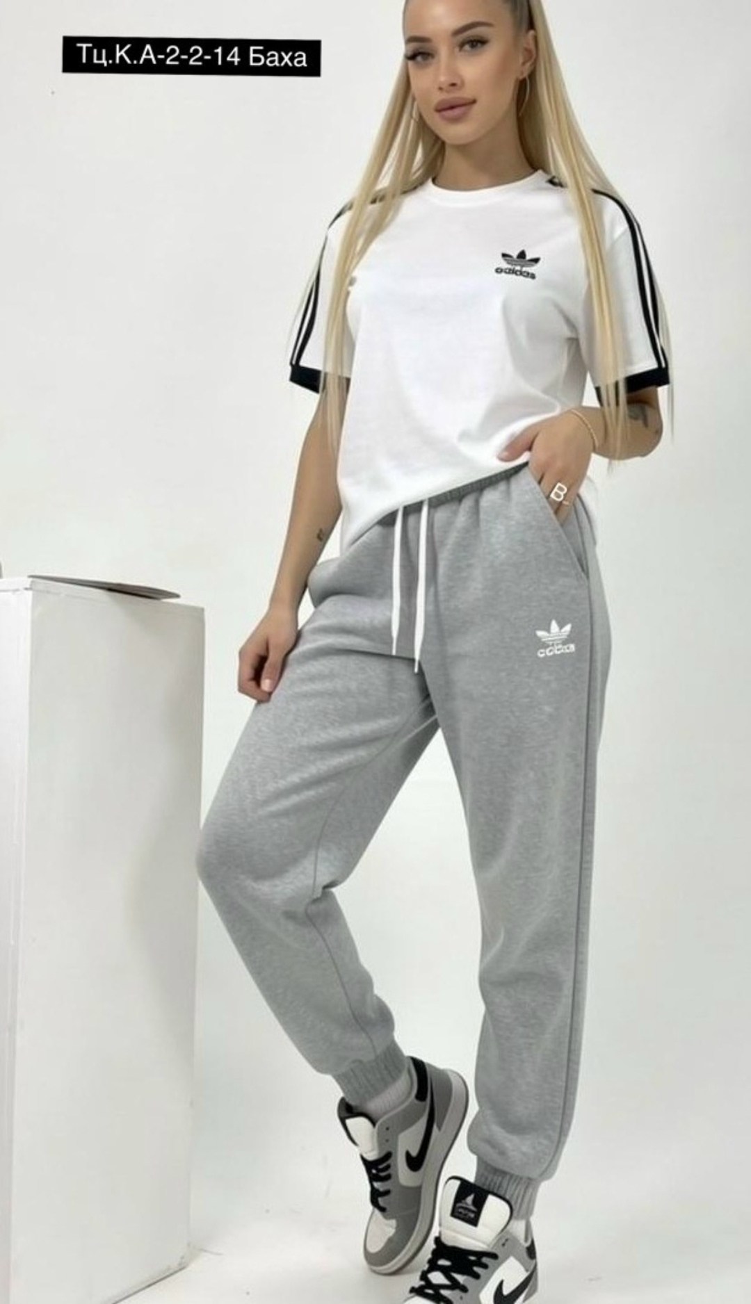 брюки спортивные adidas w fi 3s reg pnt,спортивные брюки женские adidas originals,женские спортивные брюки adidas,женские брюки adidas,брюки спортивные adidas