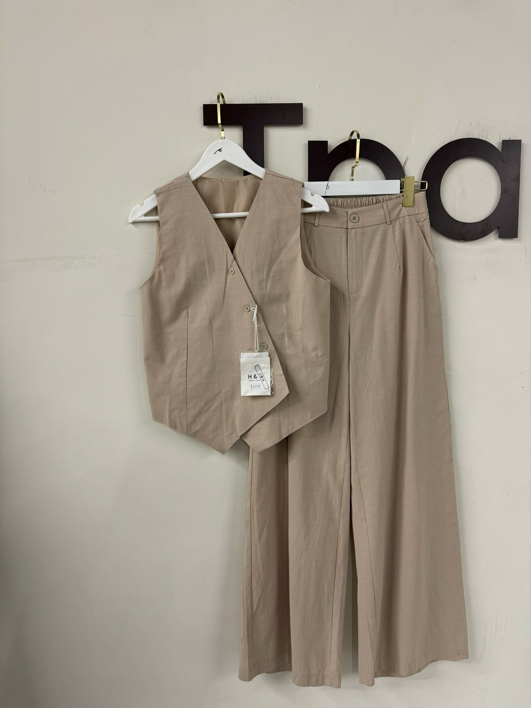 костюм летний льняной с жилетом и брюками trendyclo,костюм льняной брючный с жилетом,льняной костюм женский с жилеткой и брюками,брючный костюм,женский брючный костюм из двух предметов