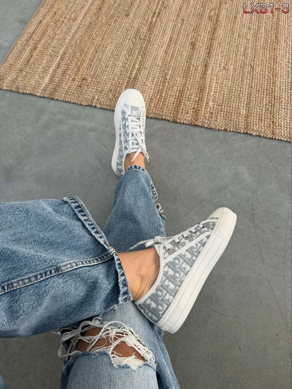 кеды christian dior,кеды dior женские,dior кеды,christian dior серые текстильные кеды walkndior для женщин,кеды christian dior walk n dior с логотипом розовый