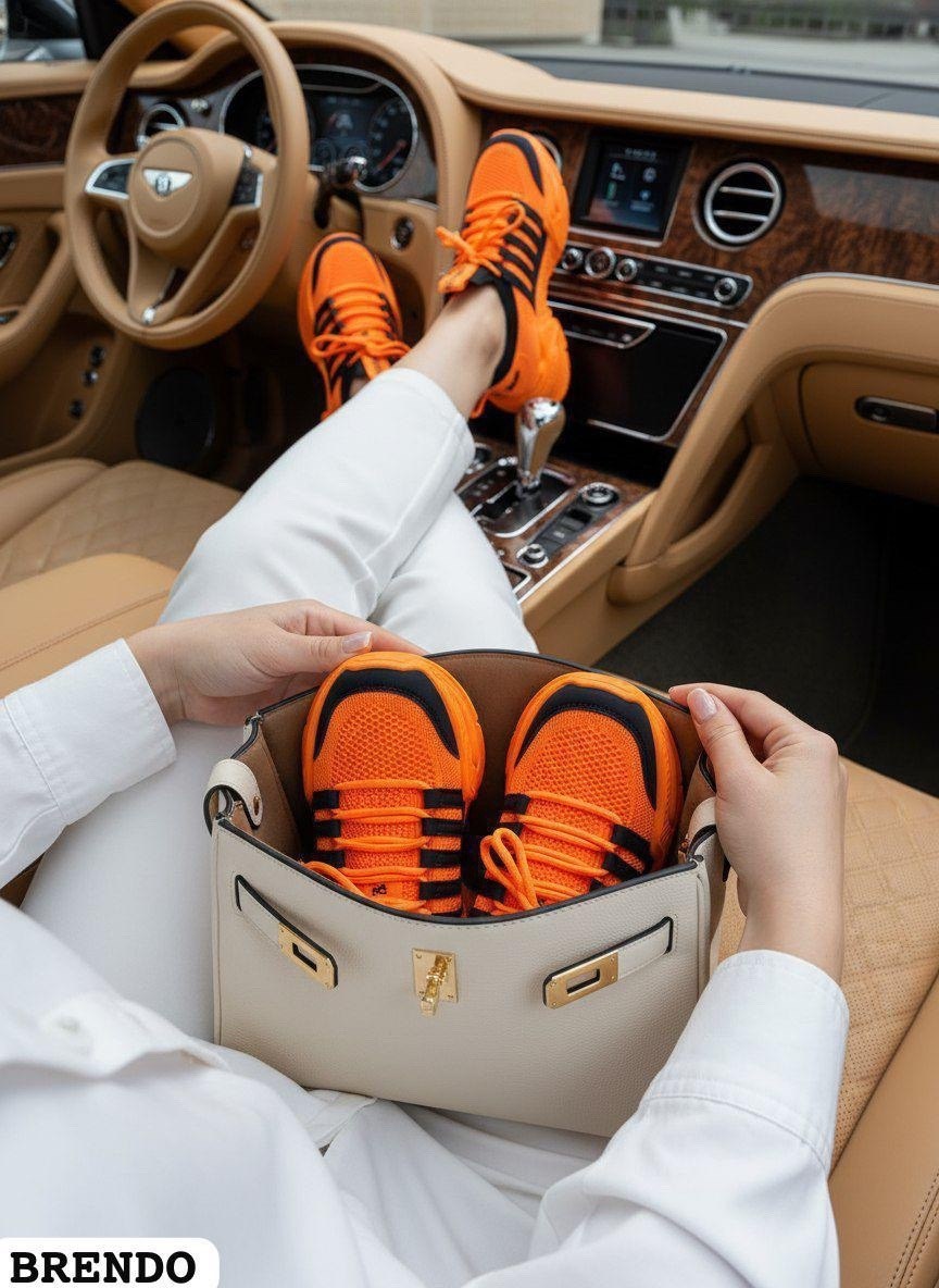 кроссовки,кроссовки женскиe,модные кроссовки,,спортивная