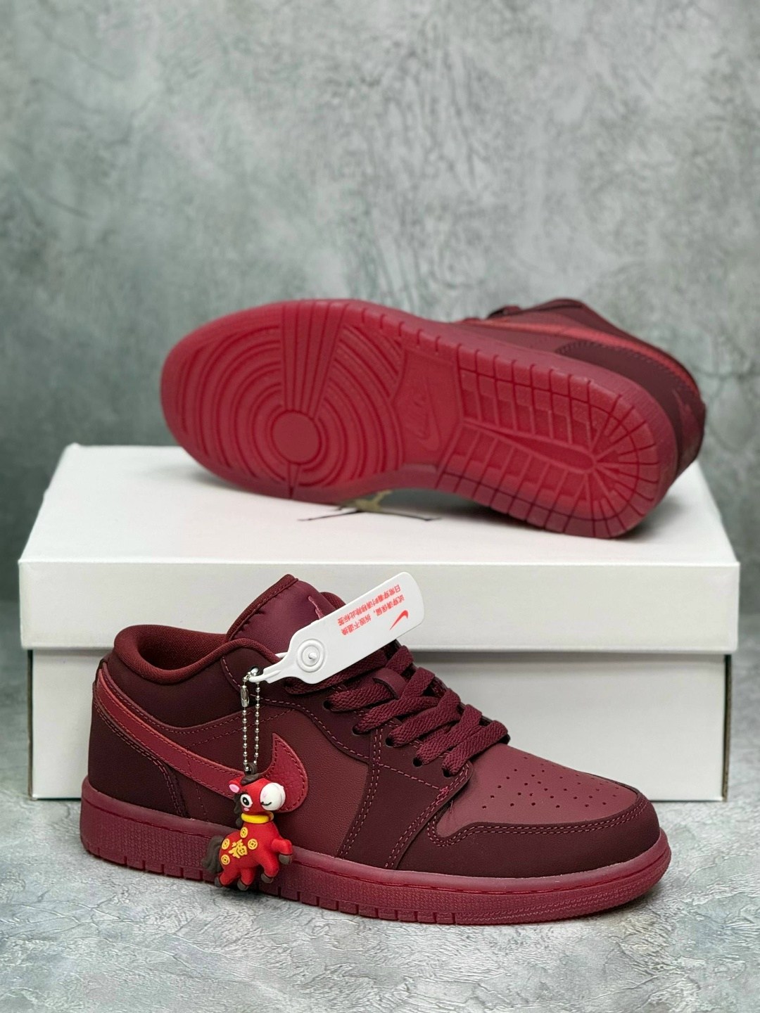 кроссовки,красные кроссовки,air jordan 1 low,nike air jordan 1,nike air jordan 1 low