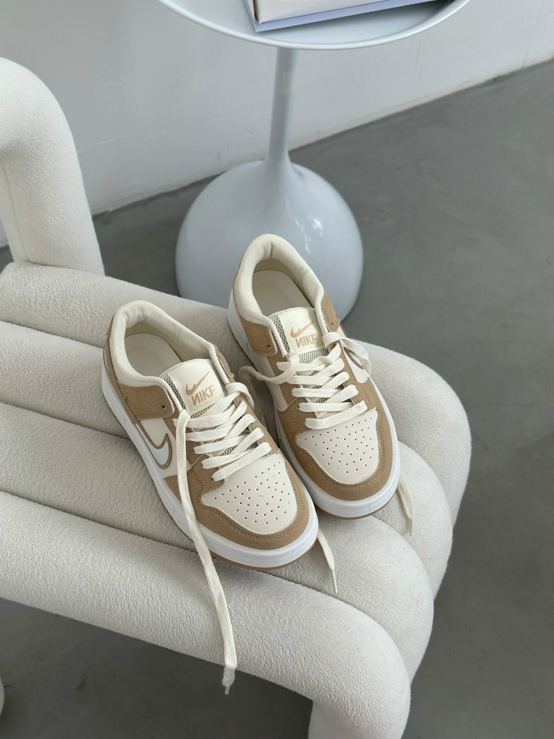 кроссовки спортивные nike,бежевые кроссовки,кроссовки nike sb dunk low цвет бежевый,кроссовки,кроссовки cпортивные