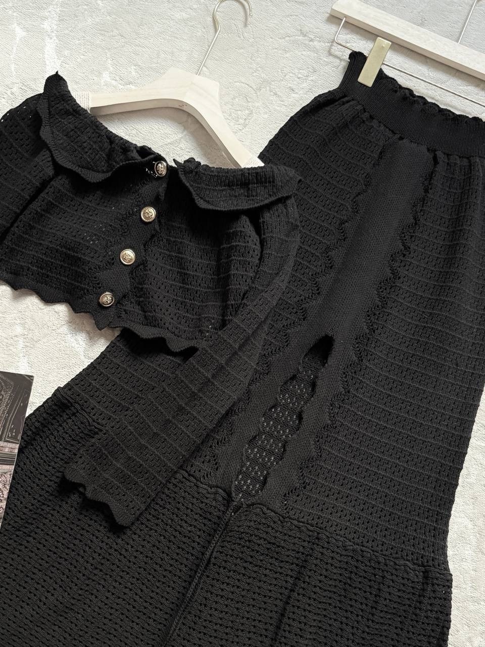 стильные костюмы,модная ,костюм топ с юбкой,трикотажные костюмы,топ с юбкой