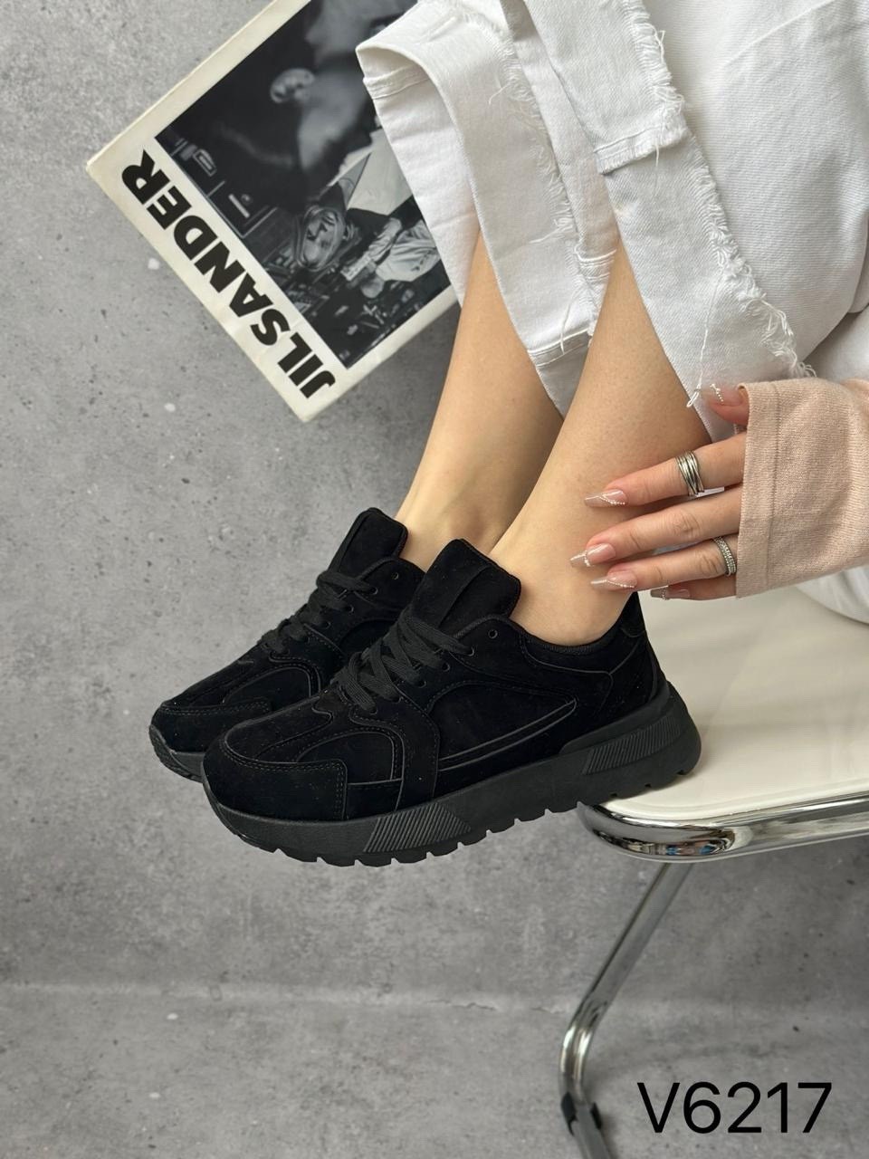 ,женские черные кроссовки,кроссовки замшевые,женские кроссовки,женские замшевые кроссовки